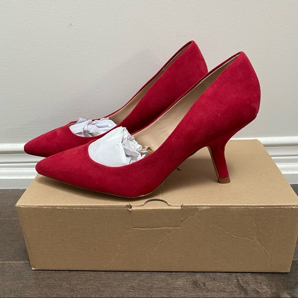 NIB Zara Red Suede Asymmetrical Heel Pumps - Picture 2 of 14